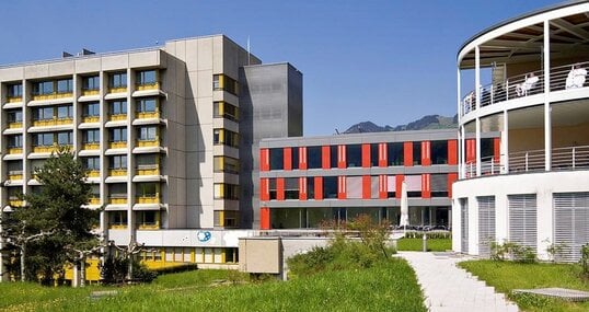 Titelbild zur Referenz Spital Schwyz IAM Lösung