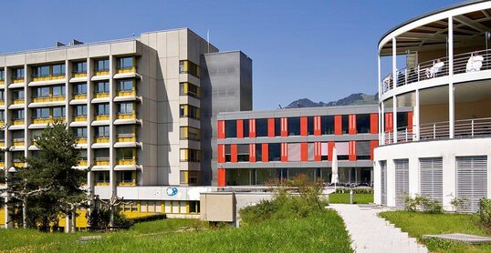 Titelbild zur Referenz Spital Schwyz IAM Lösung